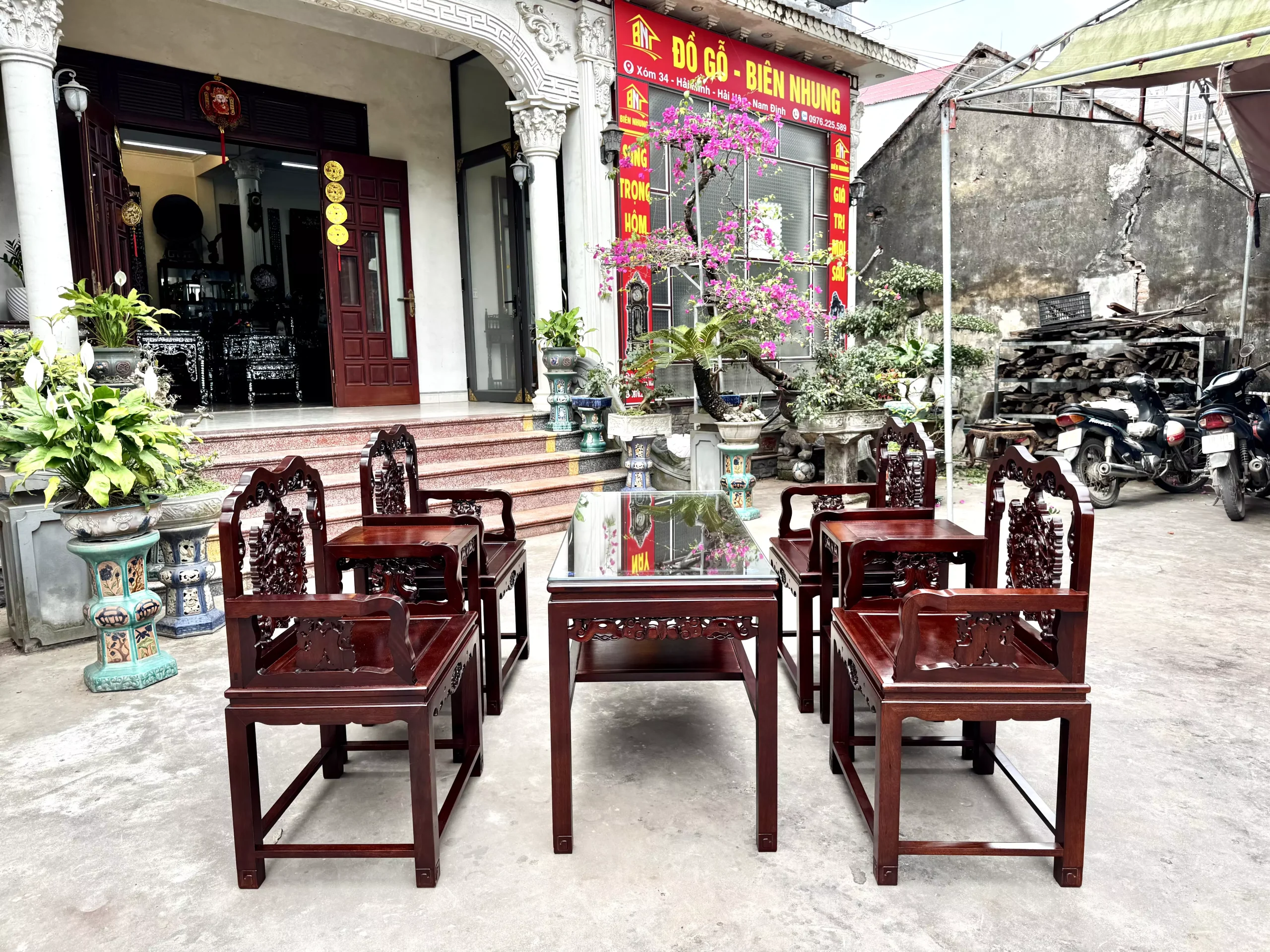 Bộ bàn ghế vách lân mã BGVL-01